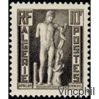 288/293 * Statues
