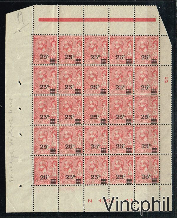 n° 52 ** Bloc de 25 ** petite découpe sur  2 timbres entre les lignes 3 et 4