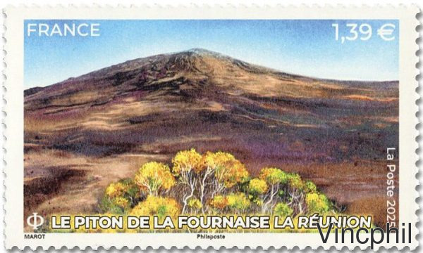 5877 ** Piton de la Fournaise
