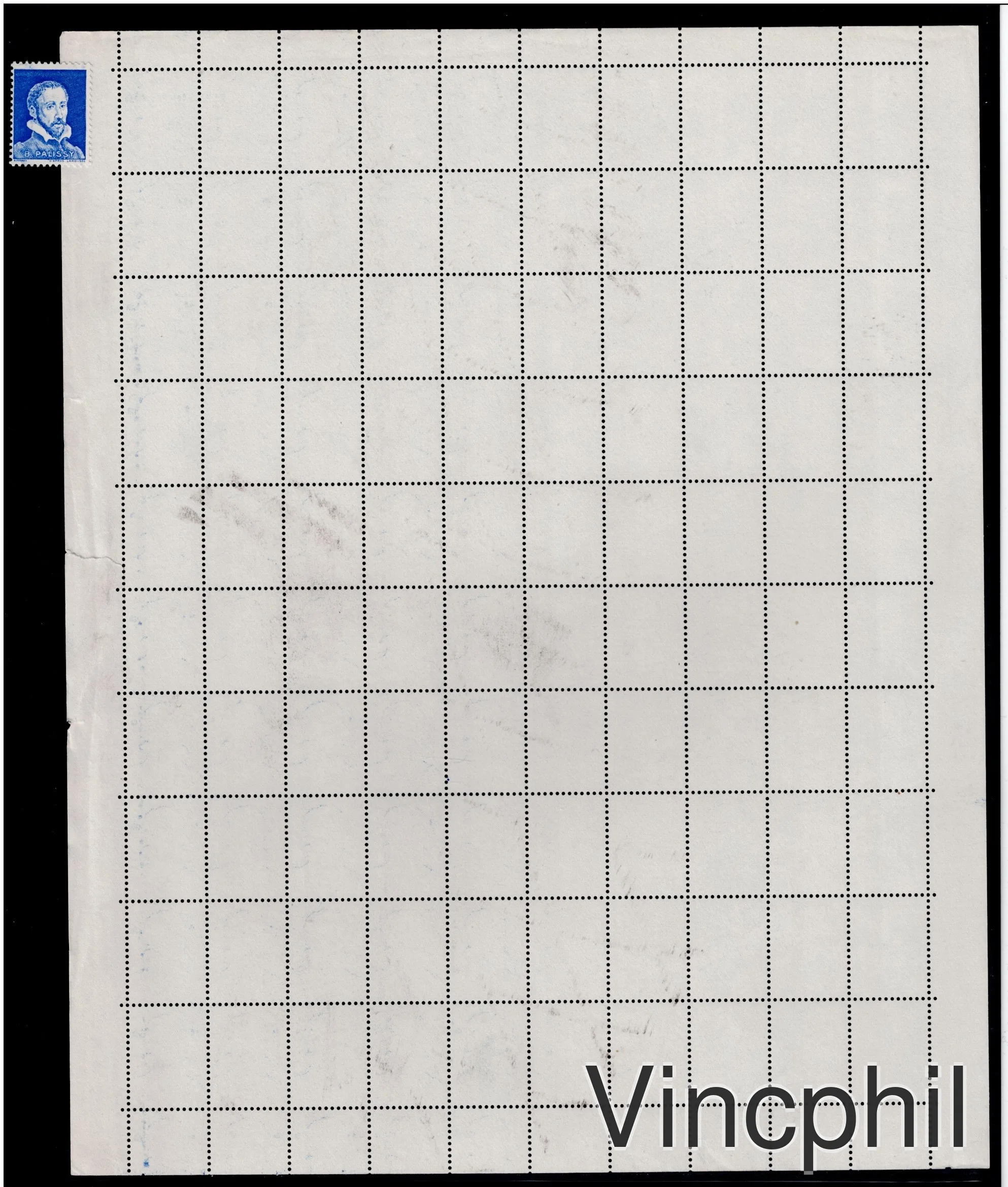 Feuille en continu du timbre Palissy Bleu sans impression de la couleur. Gomme intacte, mais 3 petites déchirures sur le bord de feuille a gauche et façade légèrement maculée par endroit